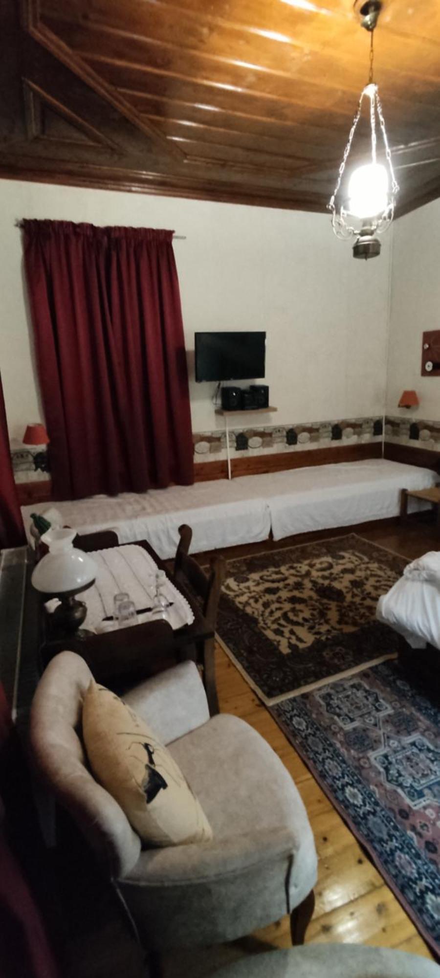 Guesthouse Kazakou 디미트사나 외부 사진